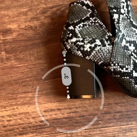 LALA IKAI Ankle Rodeo Boots Snakeskin Chucky Heel Women’s Size 7 New - Picture 10 of 10